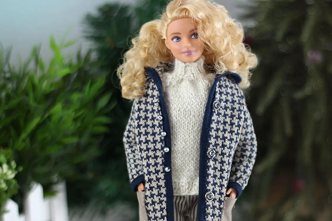 Knitting pattern for Barbie doll clothes