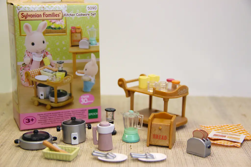 Barbie blender, toaster, rice cooker and bar cart